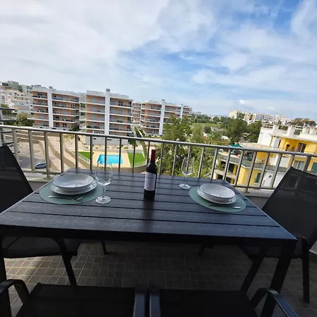 Casa Bella Sun, 4 Min Walk Da Rocha With Pool Daire